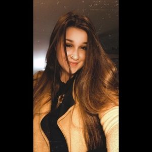 Meet your Posher, Alexandria